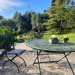 Santa Maria Al Poggio - Dimora Storica Con Vista Mare ベッド・アンド・ブレックファスト ポルト・サン・ジョルジョ