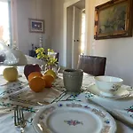 ベッド・アンド・ブレックファスト Santa Maria Al Poggio - Dimora Storica Con Vista Mare