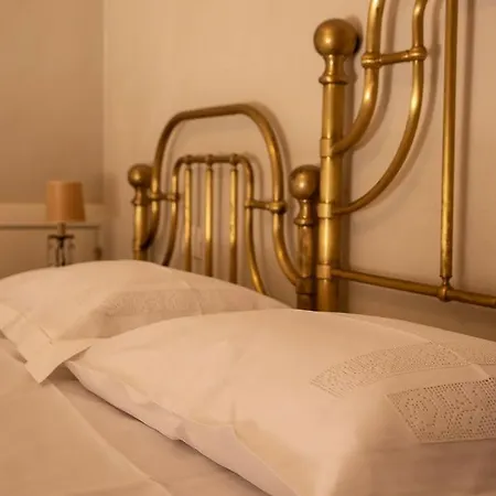 Santa Maria Al Poggio - Dimora Storica Con Vista Mare Bed & Breakfast