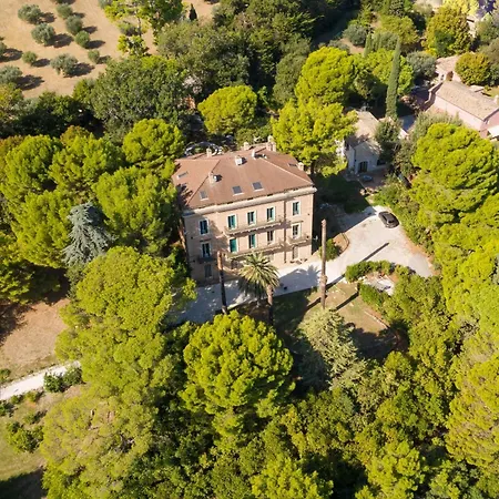 Santa Maria Al Poggio Frühstückspension 3*