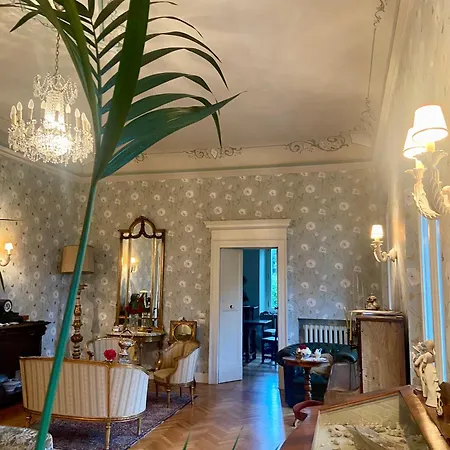 Santa Maria Al Poggio Bed & Breakfast 3*