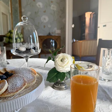 Bed & Breakfast Santa Maria Al Poggio - Dimora Storica Con Vista Mare 4*