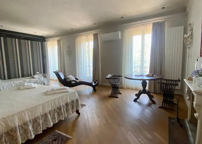 Nocleg ze śniadaniem Santa Maria Al Poggio - Dimora Storica Con Vista Mare Porto San Giorgio